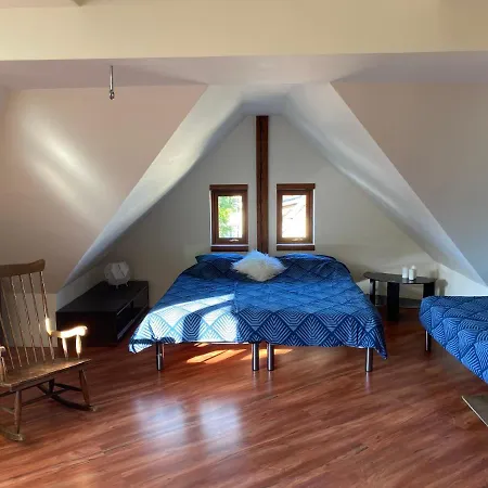 Apartament Dolny Daire *